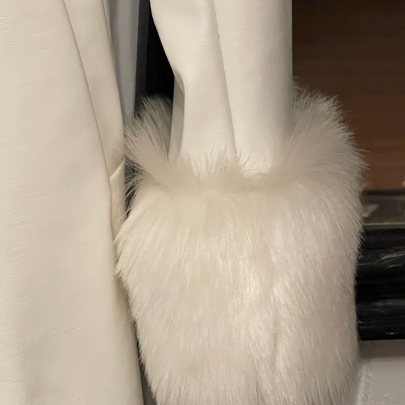 White jacket for women - Picture 6 of 9